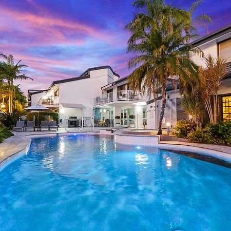 Noosa Boutique Apartments & Elkhorn Villas Екстериор снимка