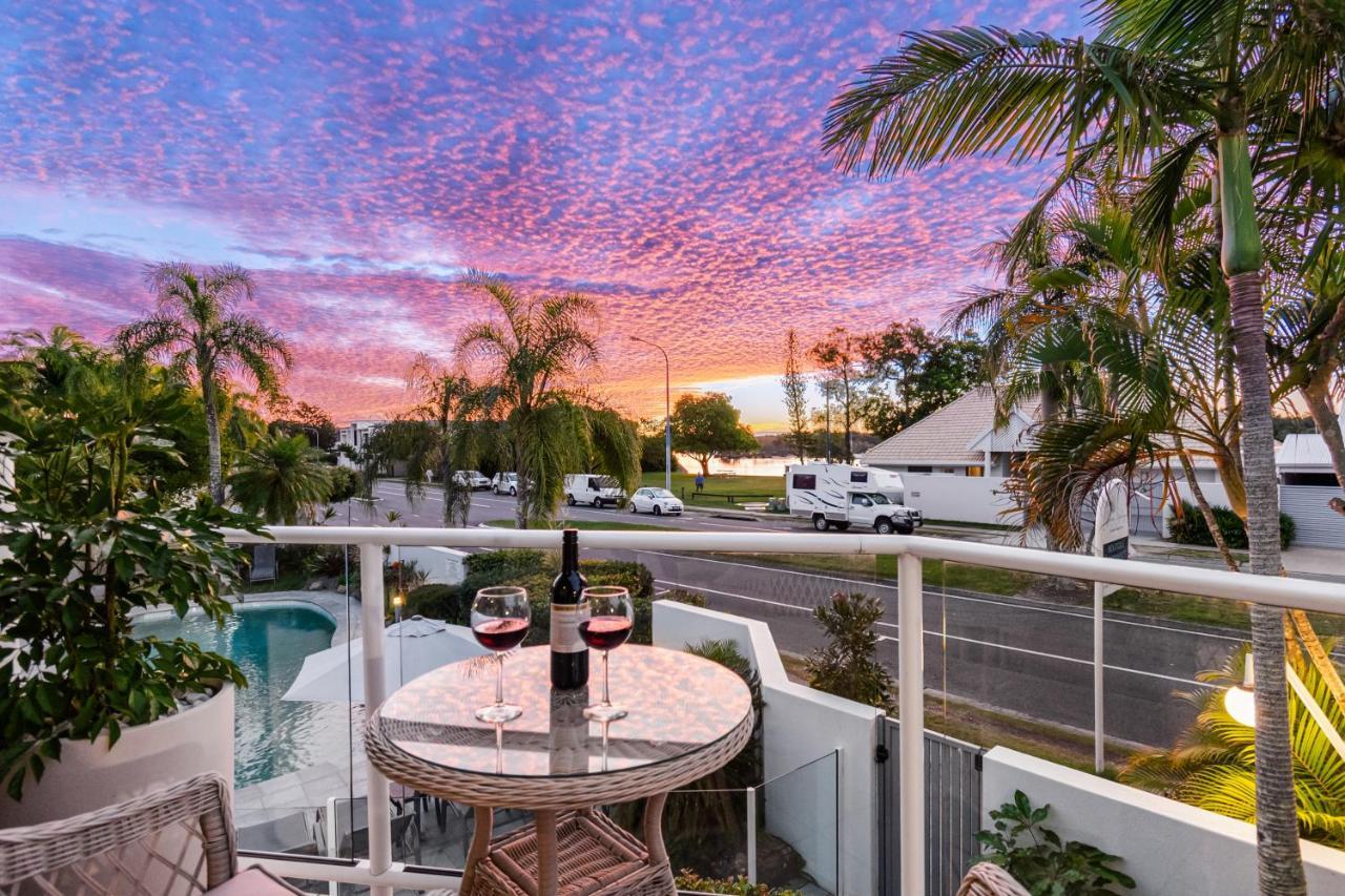 Noosa Boutique Apartments & Elkhorn Villas Екстериор снимка