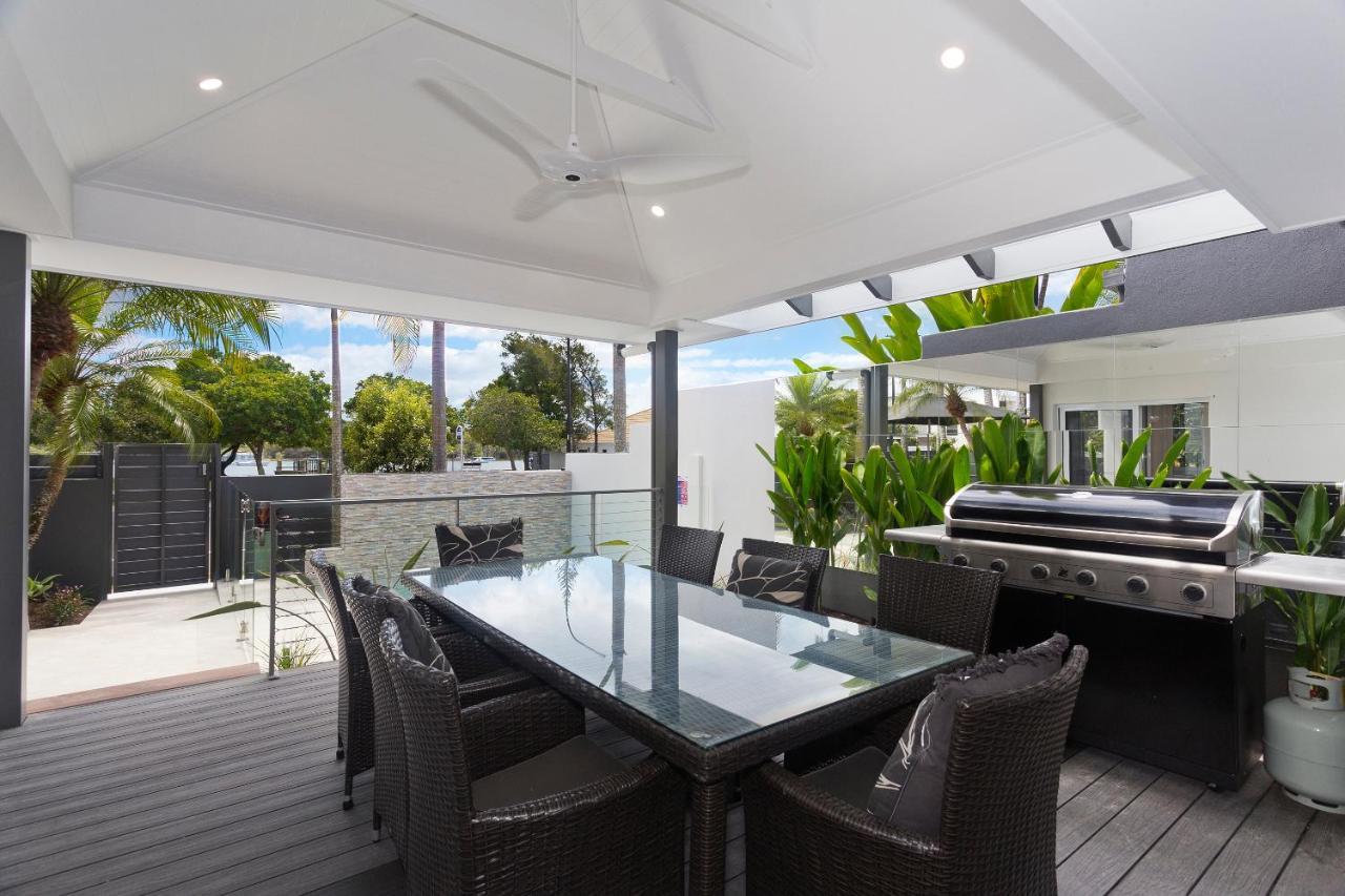 Noosa Boutique Apartments & Elkhorn Villas Екстериор снимка